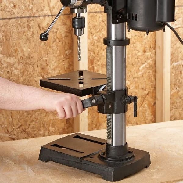 Furadeira de Bancada